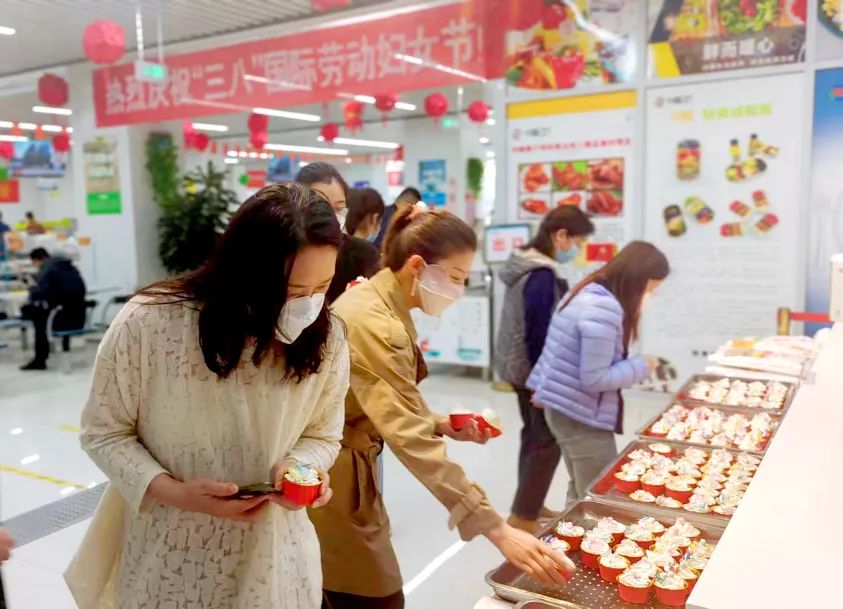 中膳食堂承包公司，機關(guān)食堂高標準運營服務案例